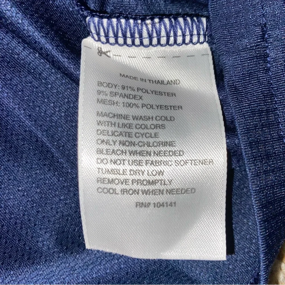 Reebok Men's Navy Blue Tee Shirt Logo Casual Outdoors Lightweight Comfort Size L - Picture 4 of 4